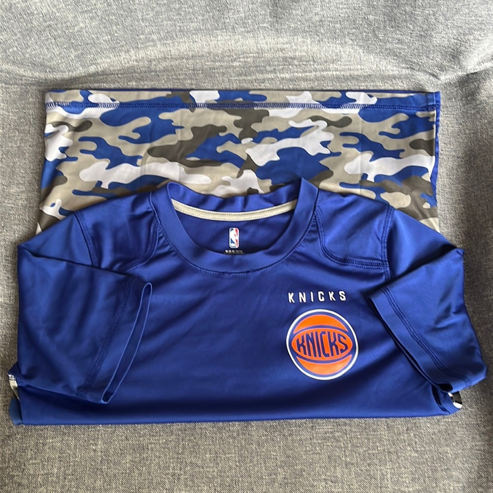 New York Knicks Boys NBA T-shirt - Medium 10/12